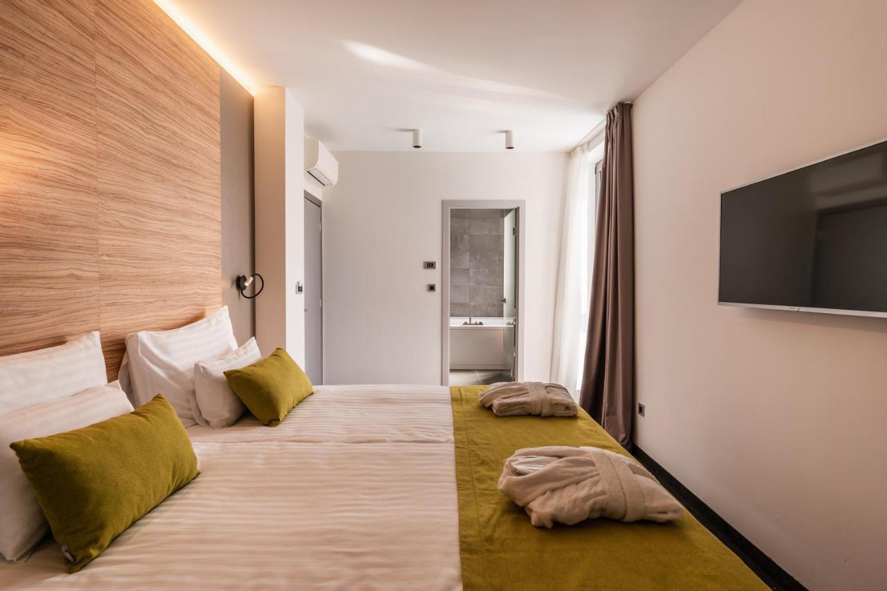 Hotel Olea Novalja Ngoại thất bức ảnh